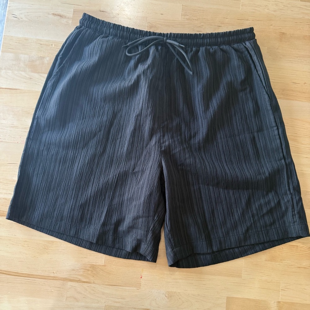 NWOT Manfinity‎ Tan Shorts